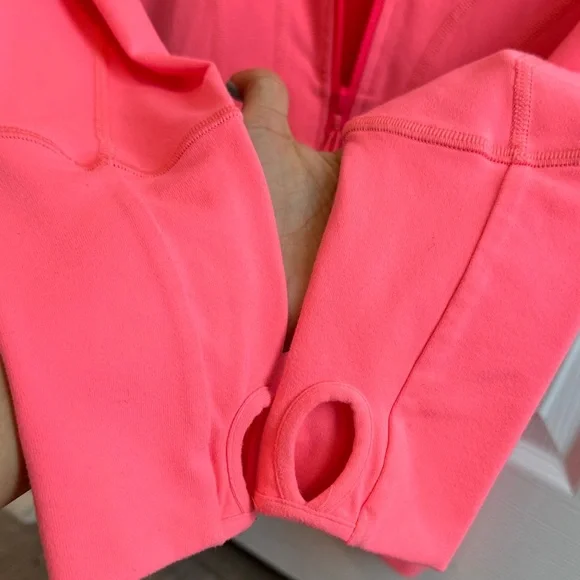 Lululemon in stride - Picture 5 of 5